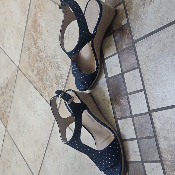 Sandals - Picture 5 of 5